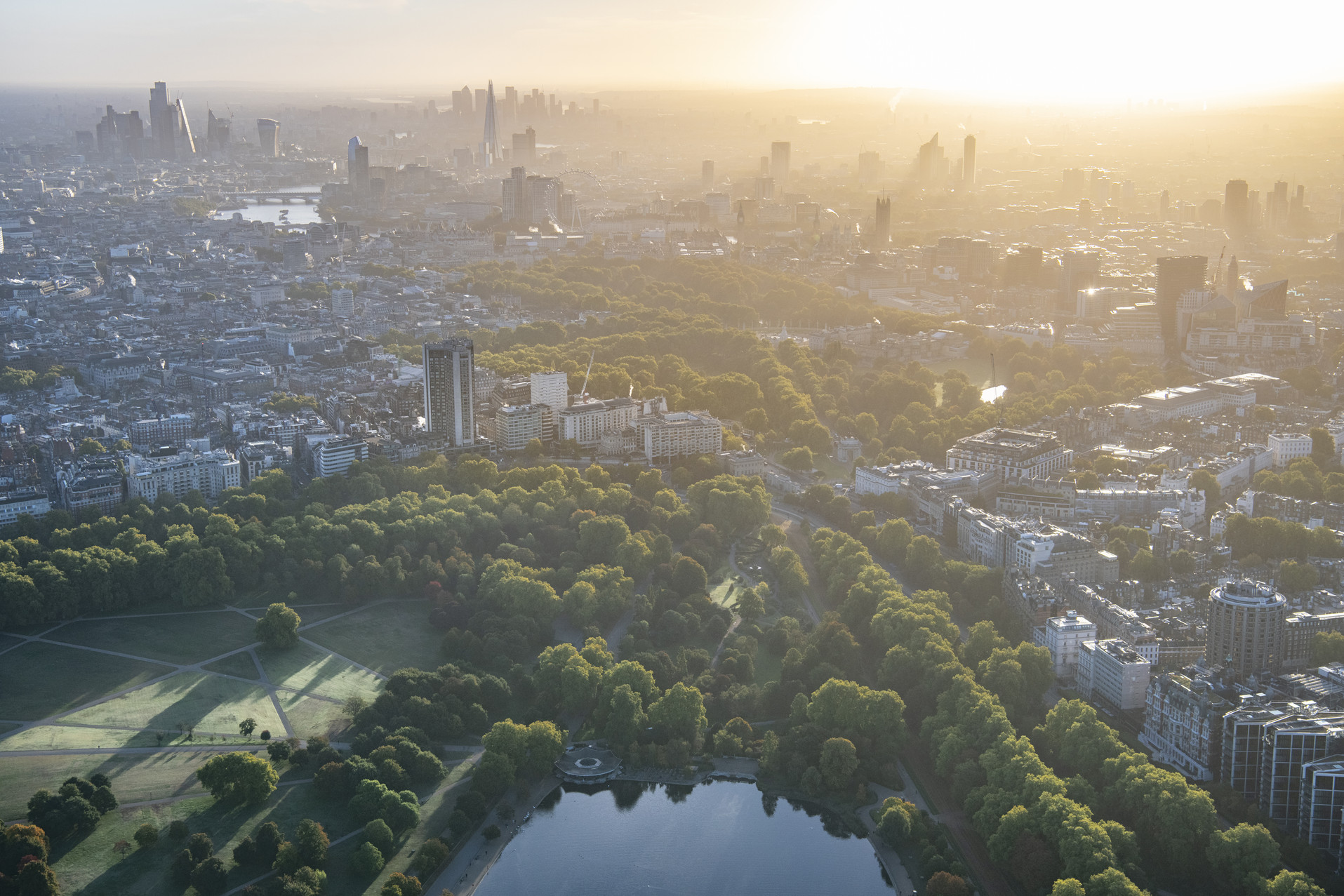 Aerial photo of Hyde Park Corner and the City of London at sunrise