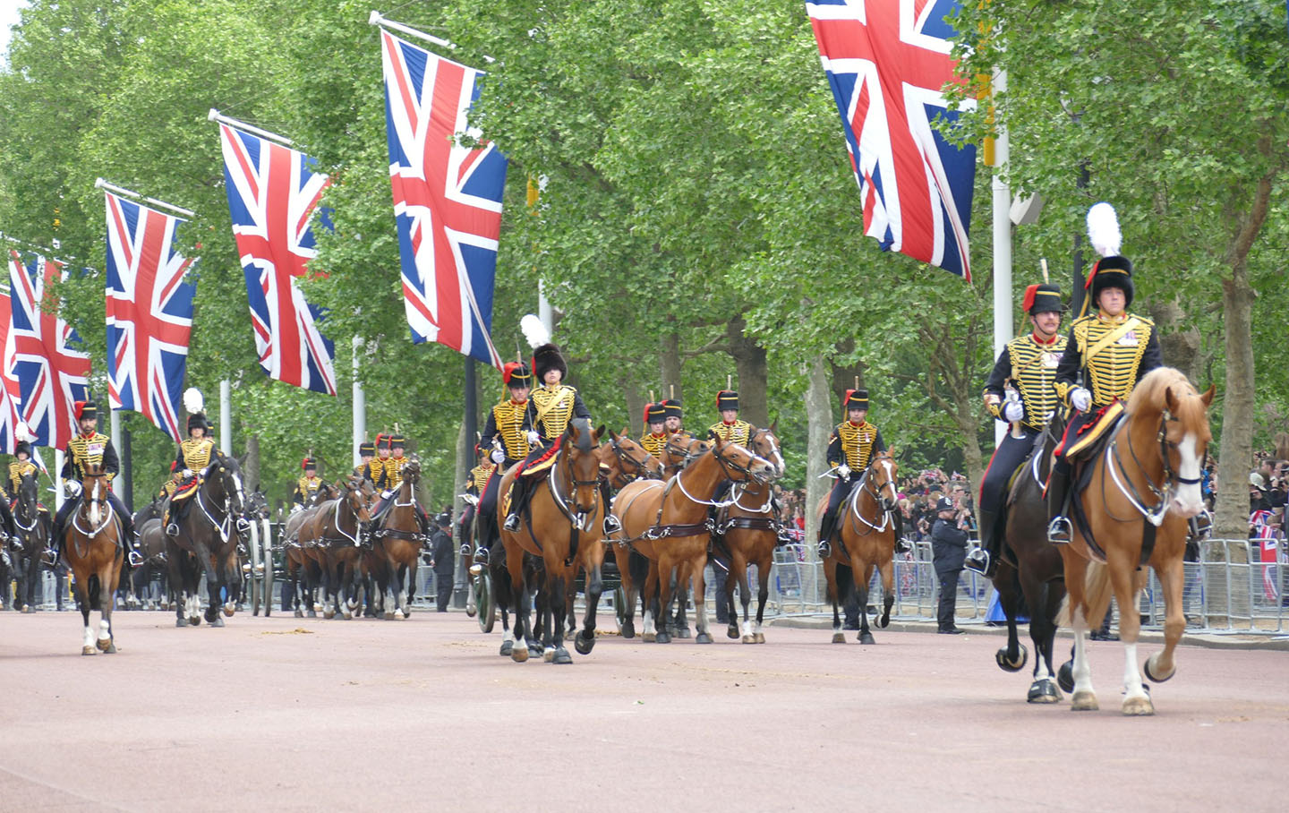 Soldiers on horseback parading on The Mall