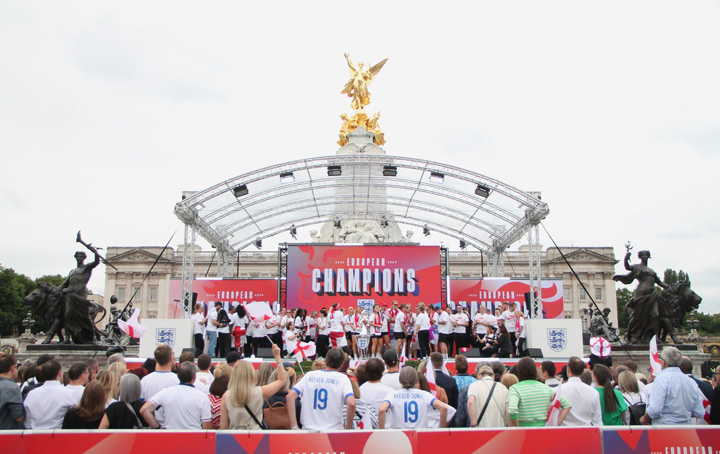England women's football team on stage at the Queen Victoria Memorial