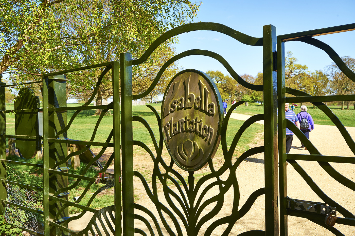 Broomfield Hill Gate to Isabella Plantation