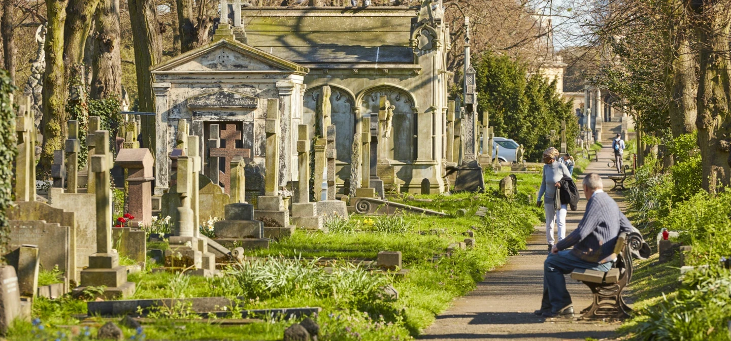 A path in Brompton cemetery