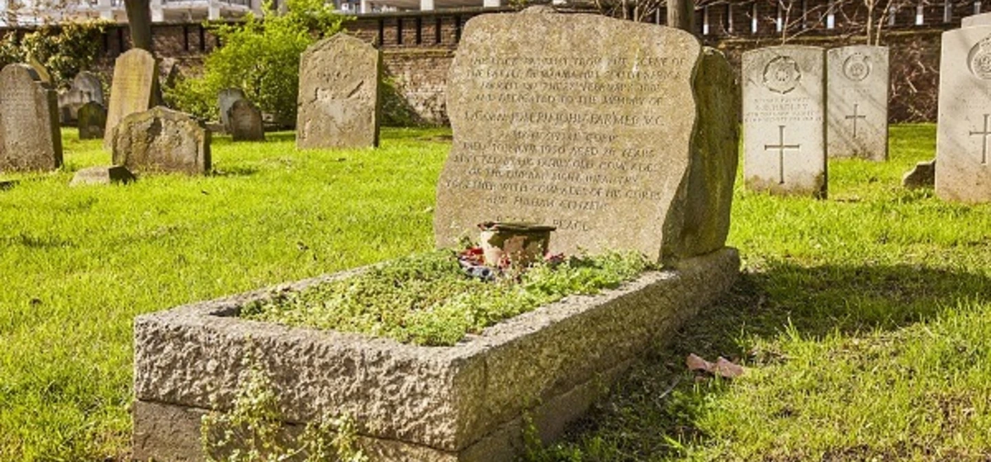 Joseph Farmer's grave.