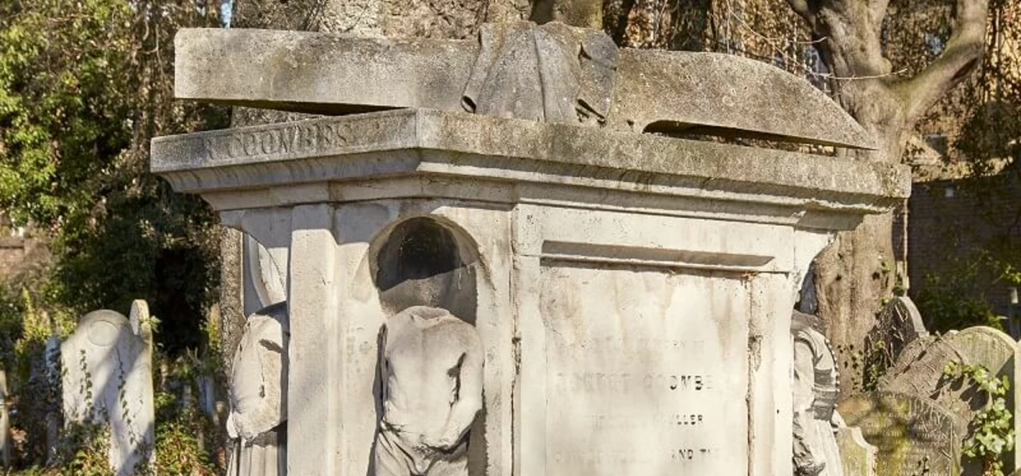 Robert’s monument is listed Grade II by Historic England for its artistic and historic significance.