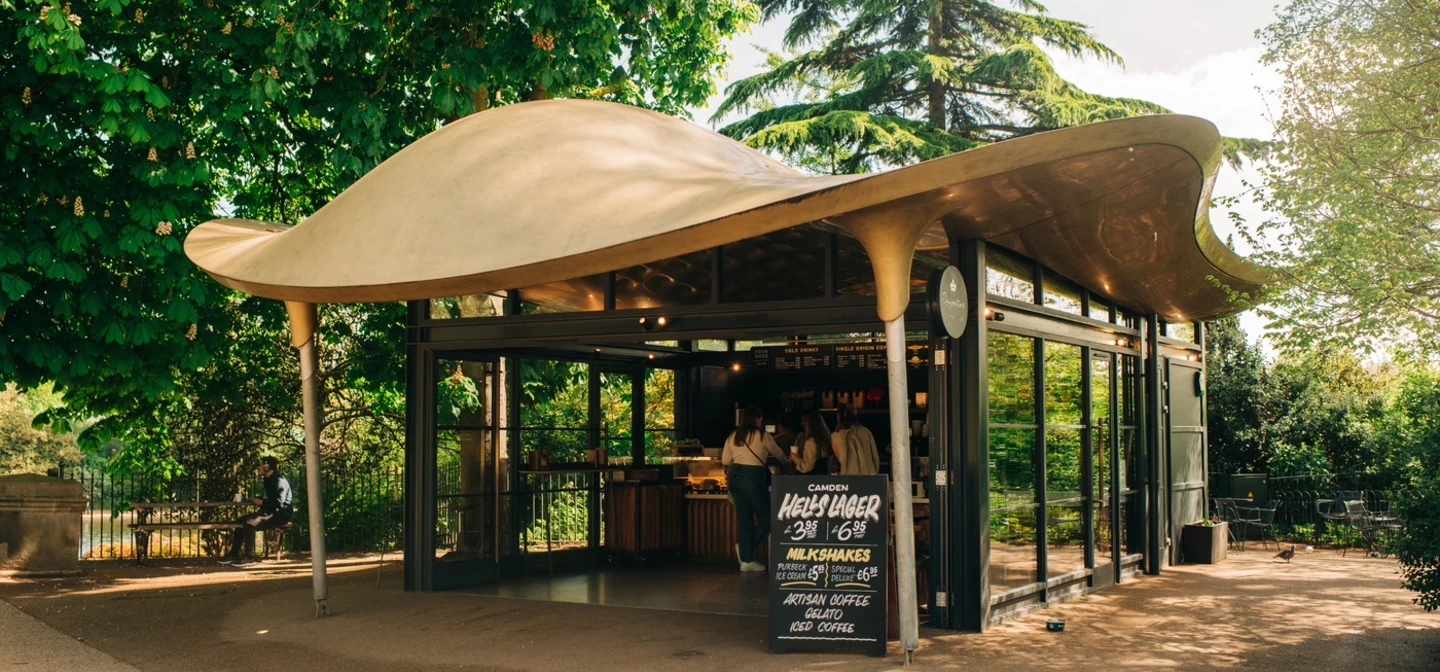 Serpentine Bridge Kiosk