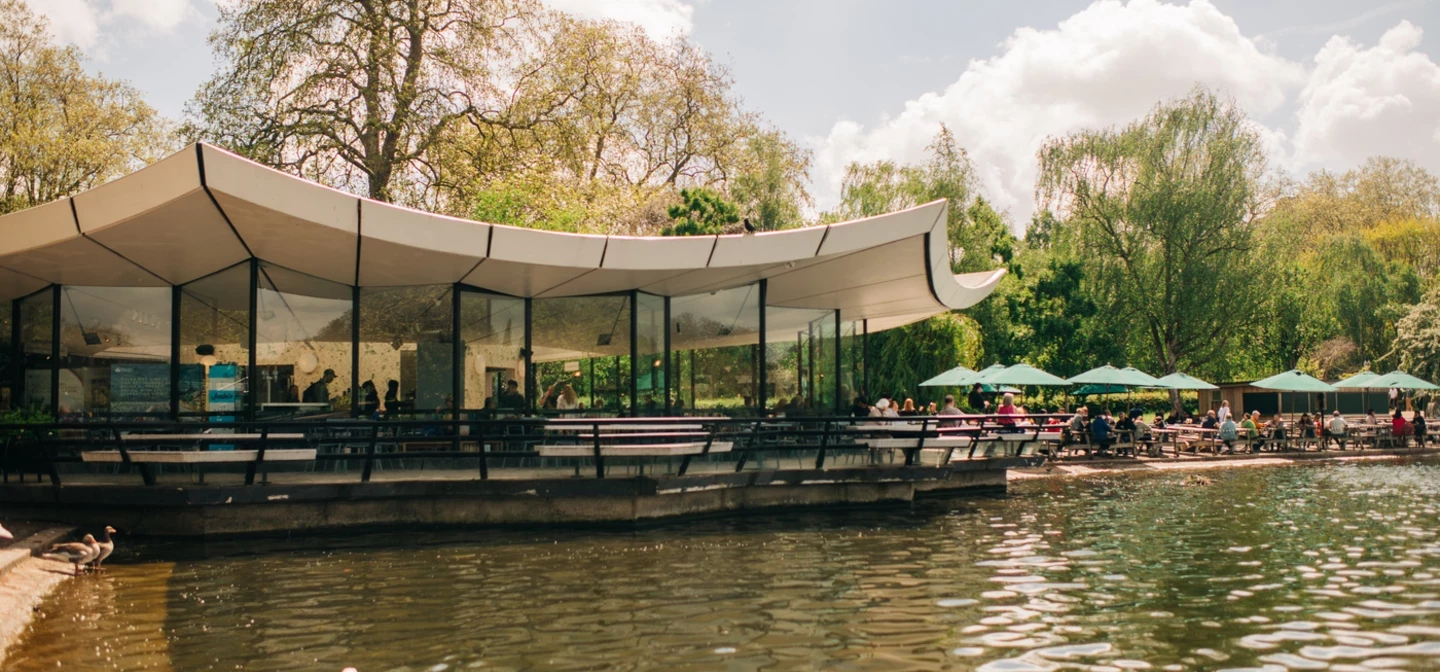 Serpentine Bar and Kitchen Café