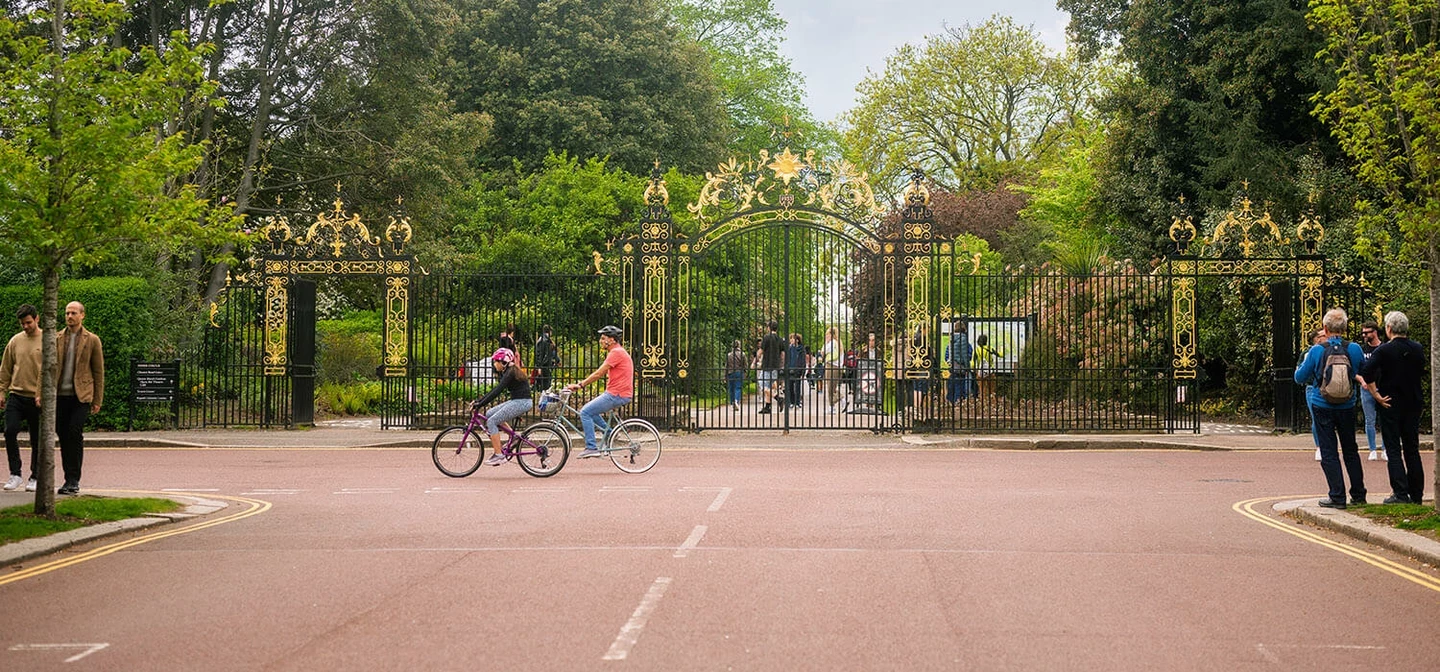 Chester Road gates on the Inner Circle