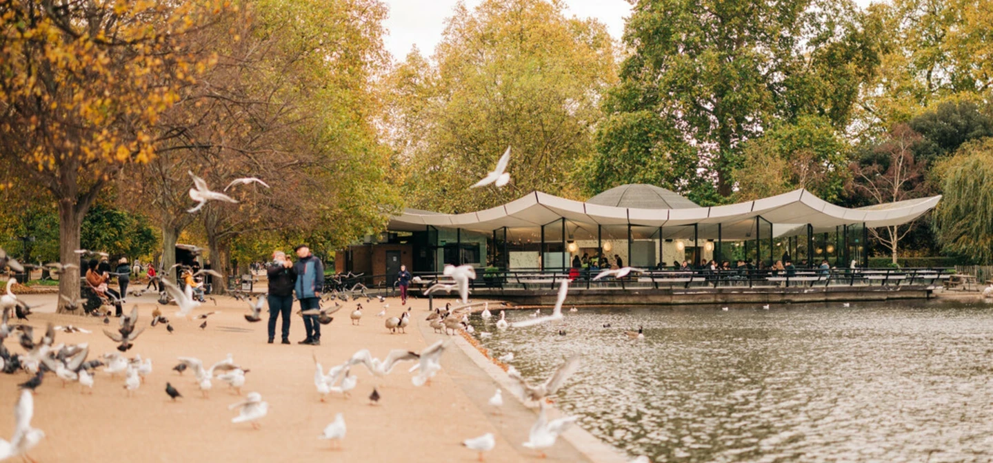 Serpentine Bar and Kitchen Hyde Park in autumn