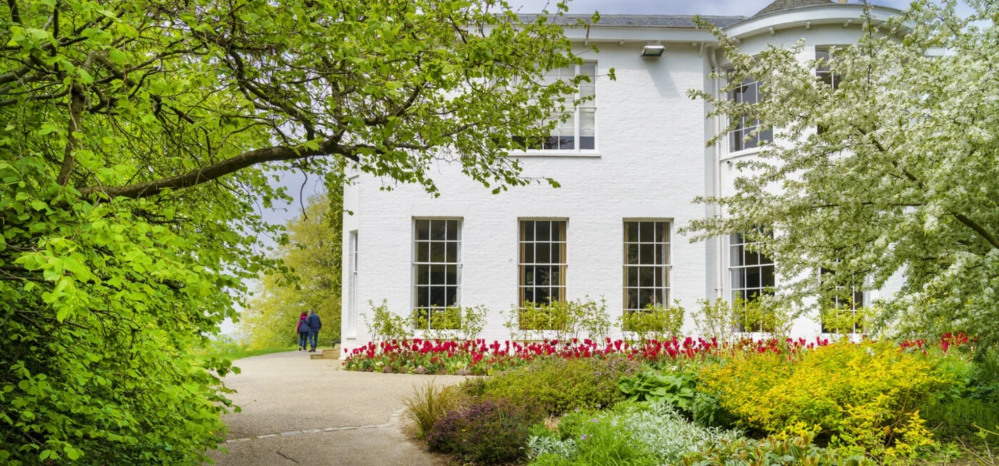Pembroke Lodge Summer hero