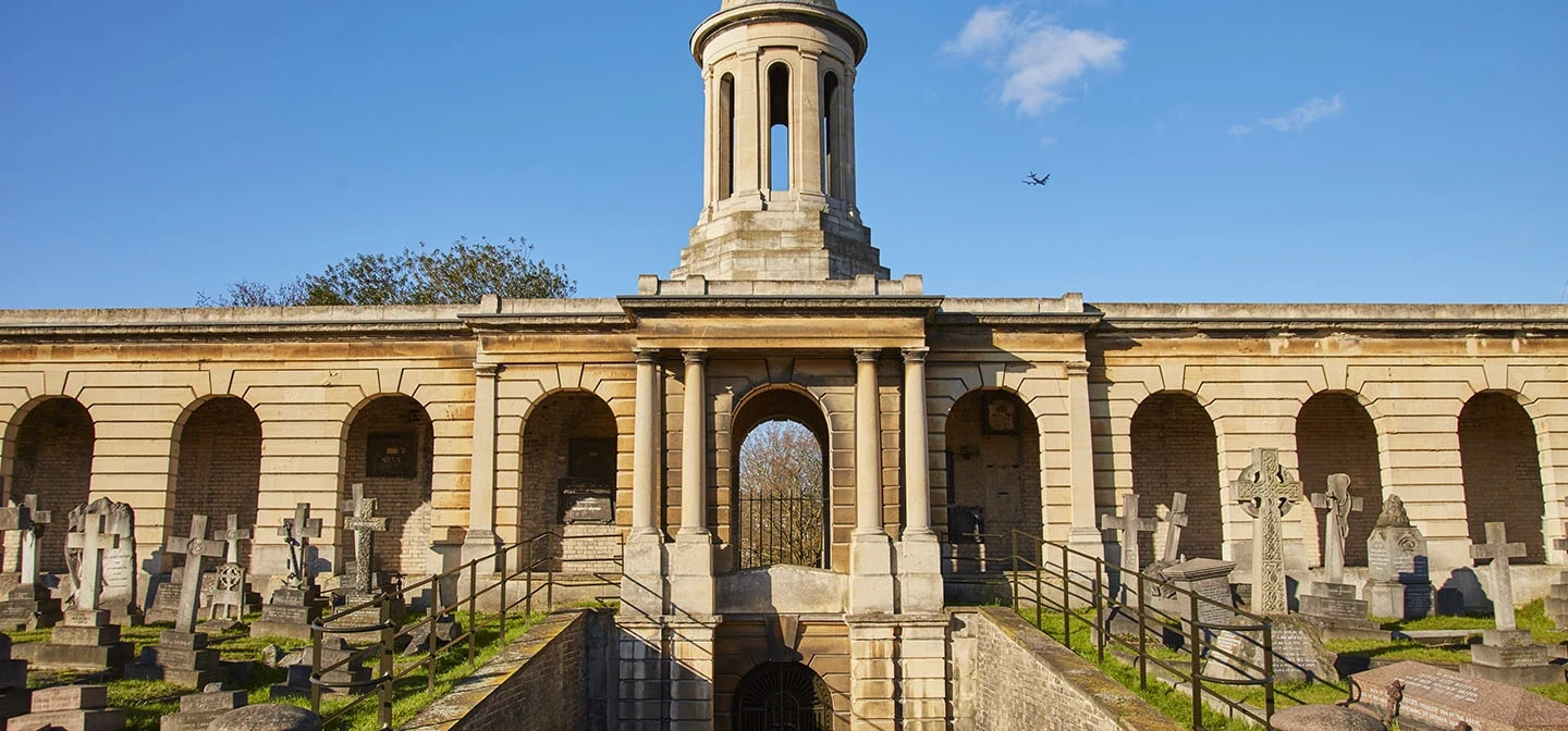 The Great Circle and Colonnades