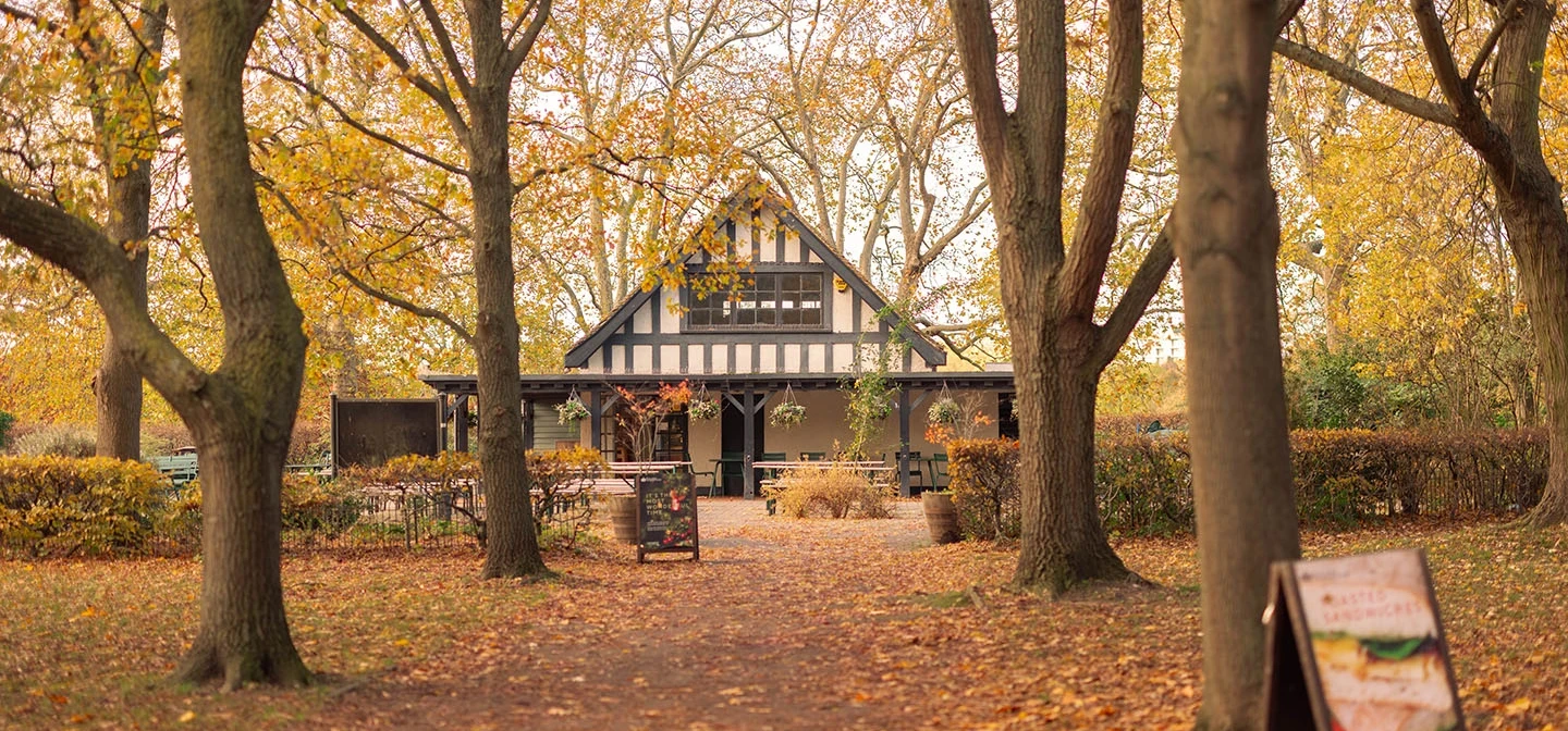 Broad Walk Café in the autumn