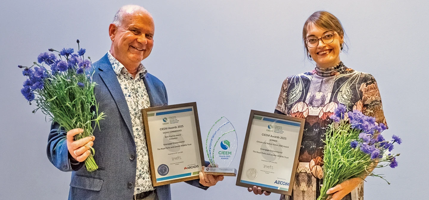 Alister Hayes and Sarah Ive receiving CIEEM Award