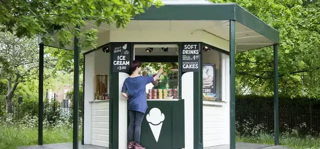 Refreshment kiosk in The Regent's Park