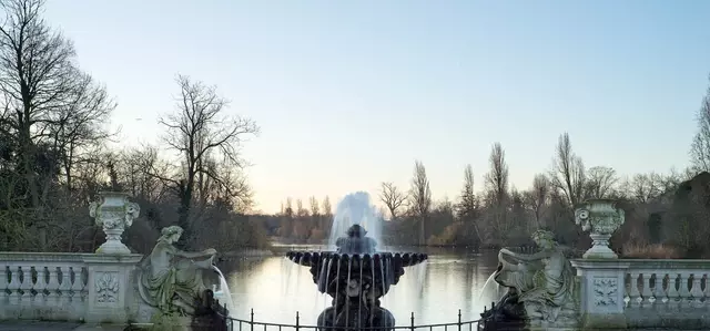 Kensington Gardens frost Italian Gardens