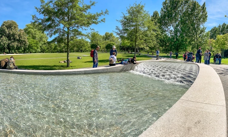 Diana Memorial Fountain