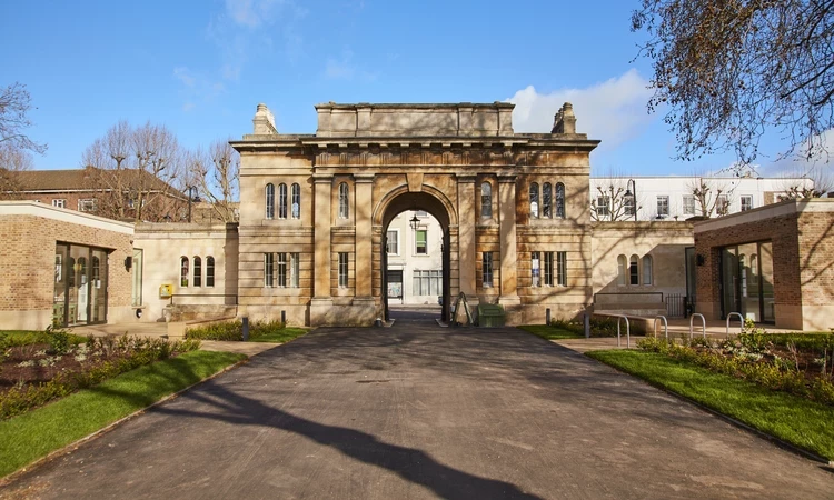 North Lodge in Brompton Cemetery