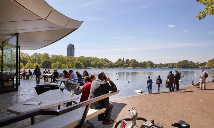 Serpentine Bar & Kitchen in Hyde Park