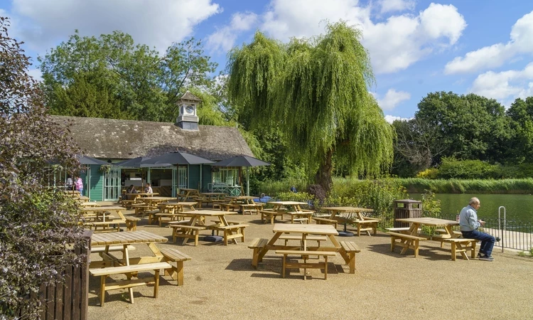 The Waterside Café in The Regent's Park & Primrose Hill