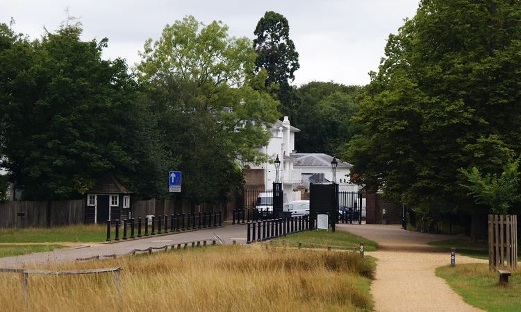 Entrance to Ham Gate 