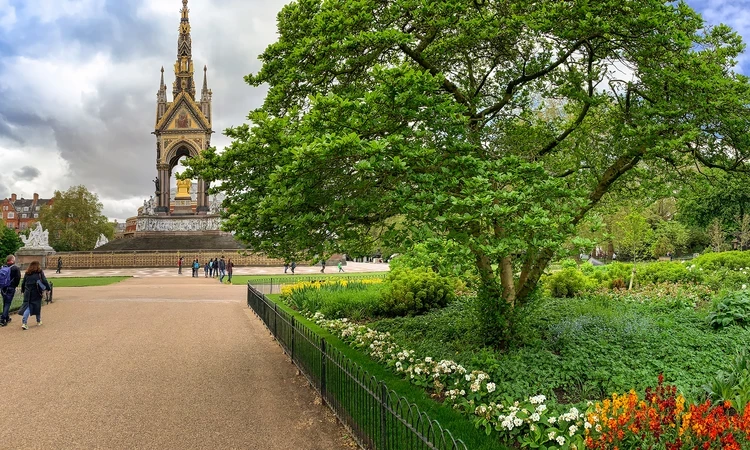 Kensington Gardens landscape