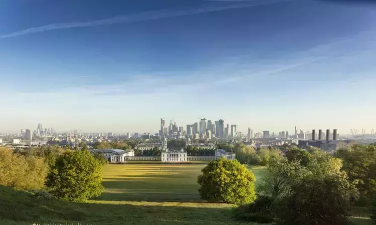 The view from the Wolfe Statue in Greenwich Park