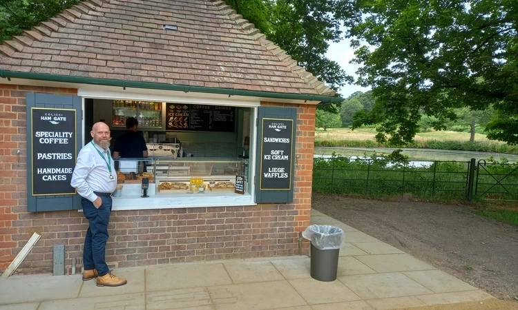 Ham Gate kiosk