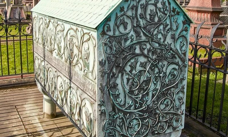 Leyland’s ornate tomb