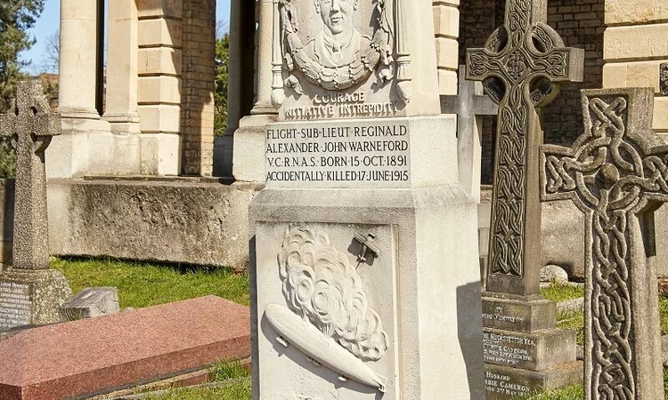 Reginald Warneford grave