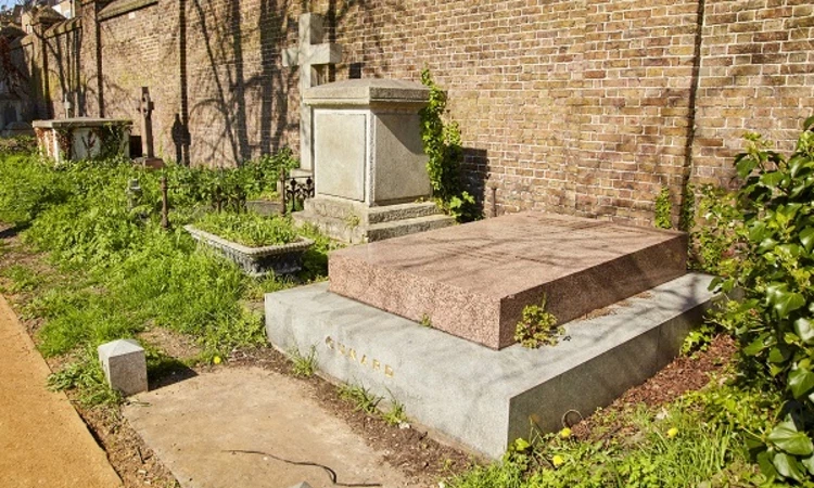 Samuel Cunard grave
