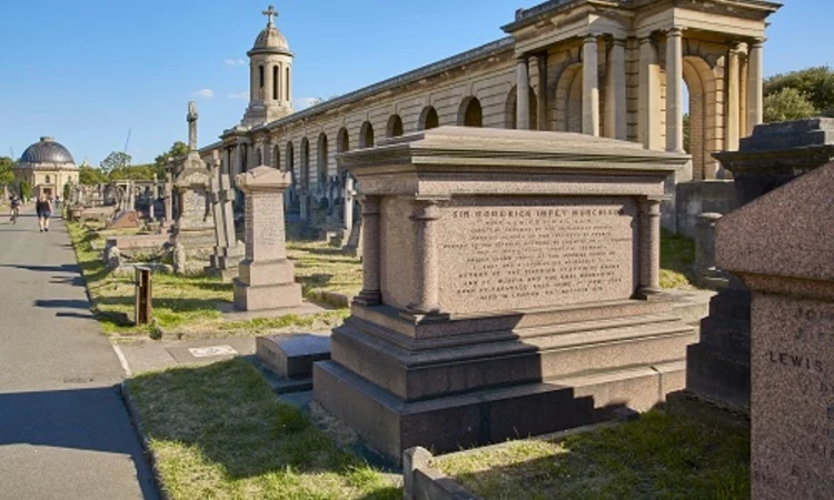 Roderick’s grand family chest tomb, made from pink granite, stands in a prominent position just in front of the cemetery’s colonnades. 