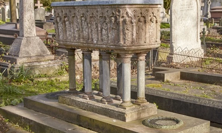Valentine Prinsep's grave