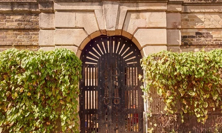  Western Catacombs entrance