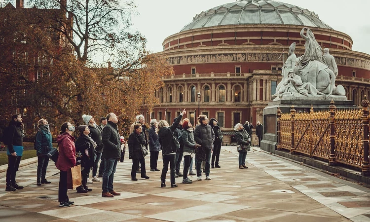 Group of adults on a walking tour of the Albert Memorial