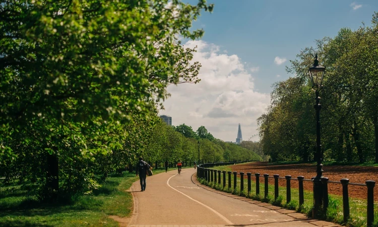 Hyde Park in spring