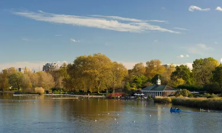 The Serpentine Lido in spring