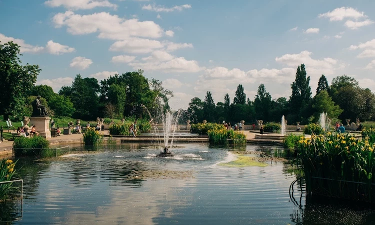 Italian Gardens in spring