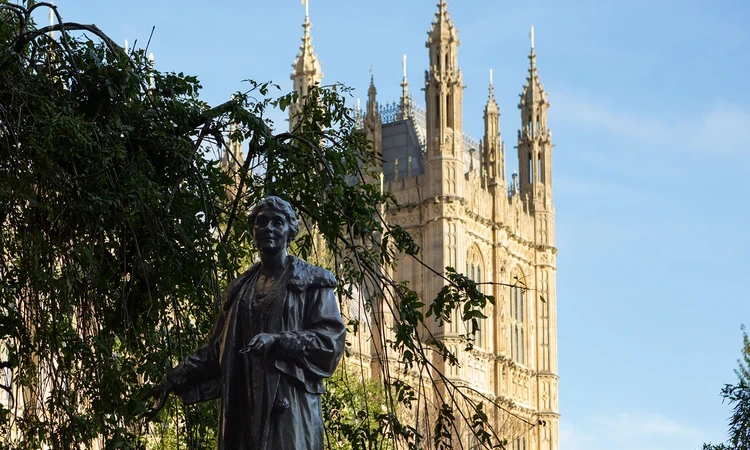 Emmeline Pankhurst memorial in front of the Palace of Westminster