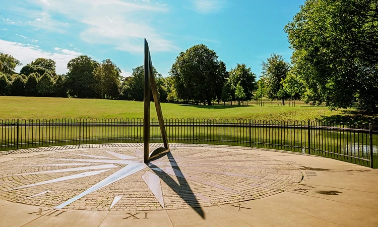 Millennium Sundial 