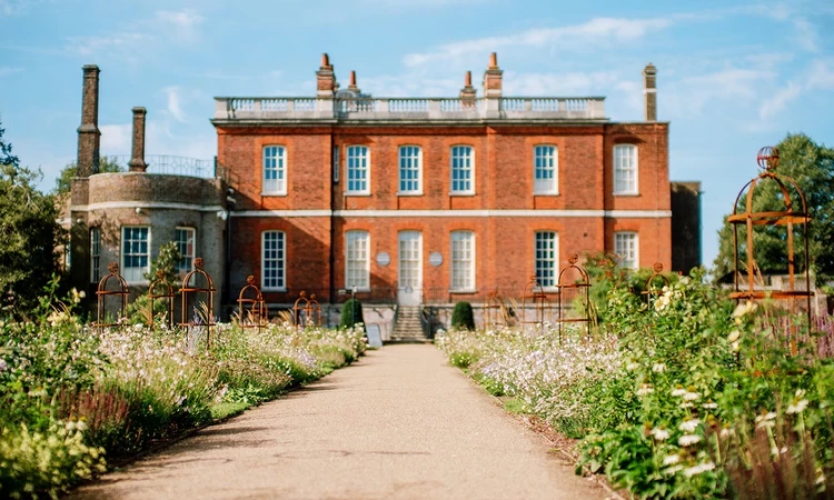 Pathway through the Rose Garden towards Ranger's House