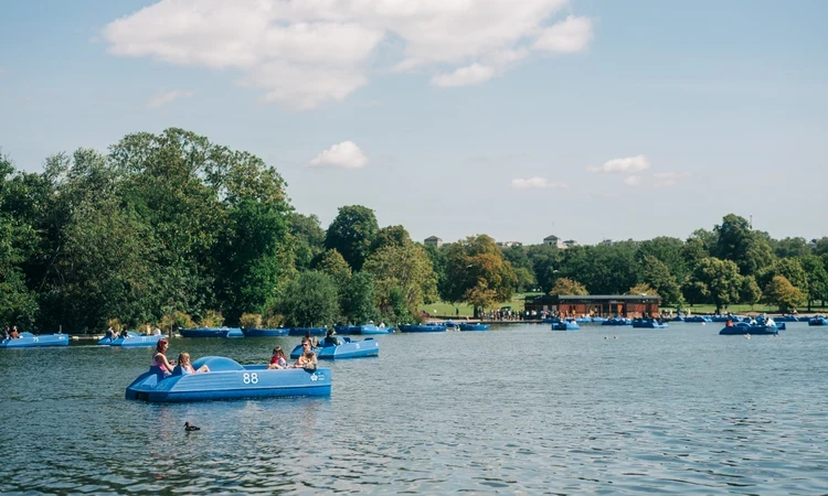 Hyde Park Boating