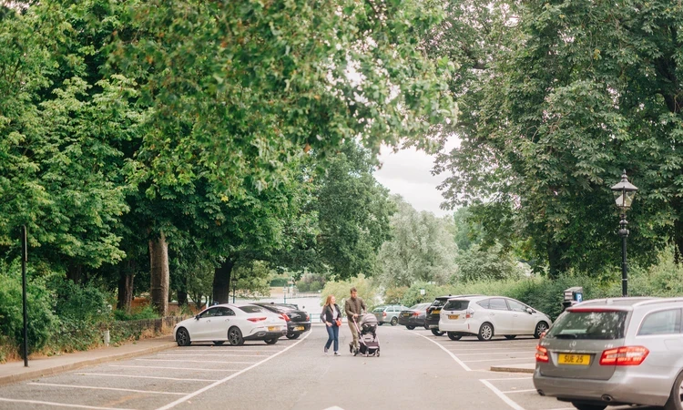 Kensington Gardens Car Park Summer
