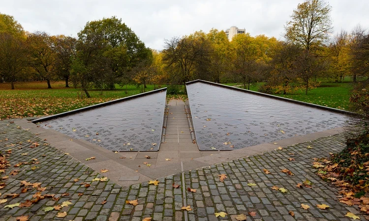 Canada Memorial in autumn