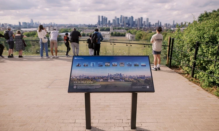Interpretation board at the Wolfe Statue viewpoint