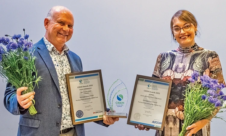 Alister Hayes and Sarah Ive receiving CIEEM Award