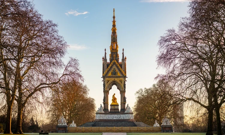 Albert Memorial in Kensington Gardens in winter