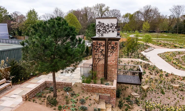 Ornate metalwork on the water tower represent the UK's four nations