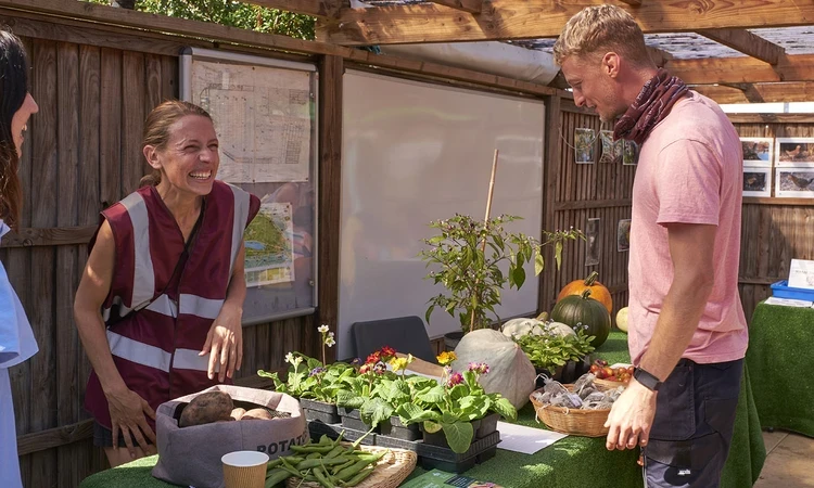 Royal Parks Volunteer at an allotment open day