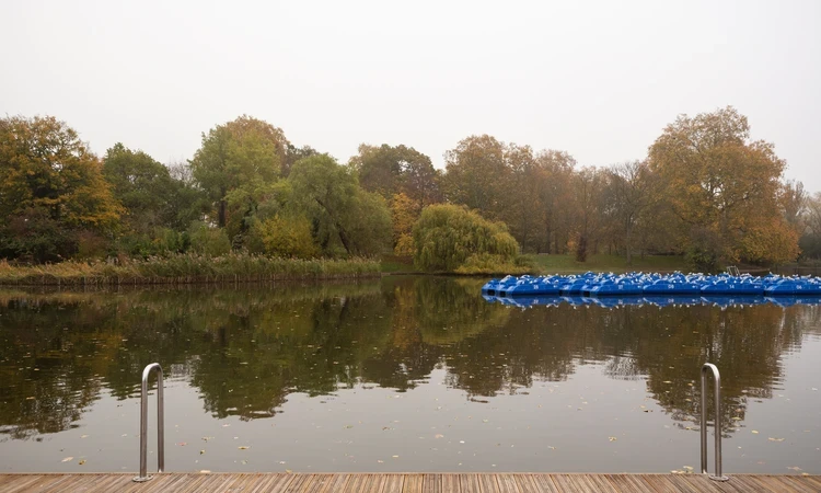 Boating lake The Regent's Park autumn