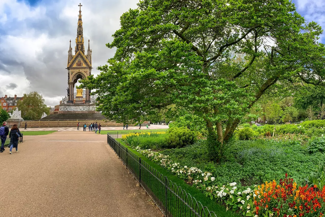 Kensington Gardens landscape