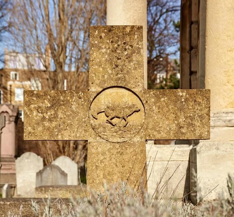 Chief Long Wolf's grave in Brompton Cemetery