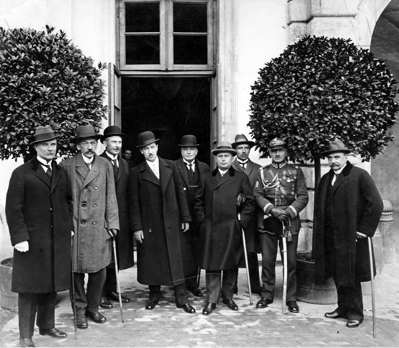 Members of the Polish government in 1926, when Składkowski (in uniform) was Minister of the Interior.